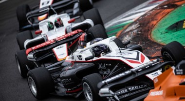 Javier Sagrera en el templo de la velocidad con la Eurocup 3