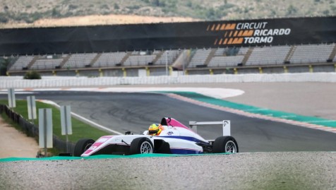 Javier Sagrera 26